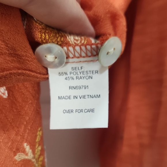 Fig & Flower Embroidered Orange Blouse Medium - Picture 3 of 12
